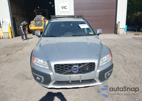 2015 Volvo Xc70 3.2 Premier Plus z USA, uszkodzony, nr VIN YV4940NC9F1197586